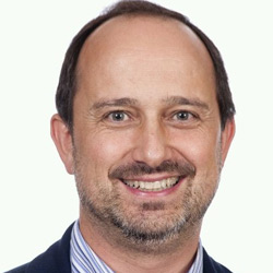 Cortés, Carlos - Dirección General y Estrategia