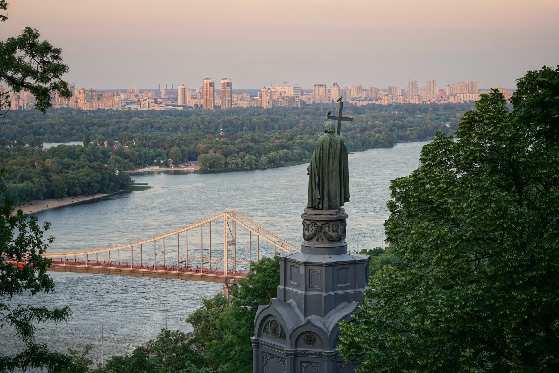 Foto Daily Digest 18.07.2022