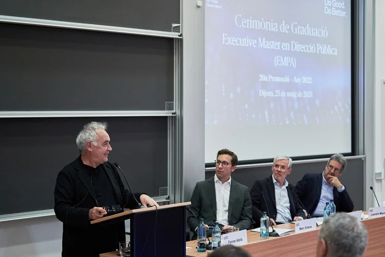 Ceremonia graduación Ferran Adria