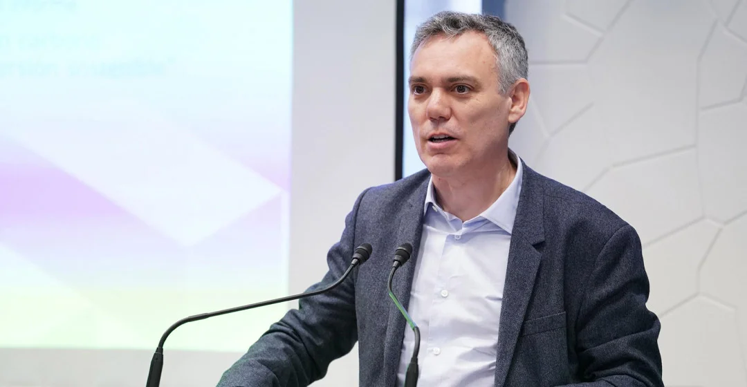 Entrevista a Daniel Arenas "Ignorar los retos de la transición energética no es una solución para resolverlos"