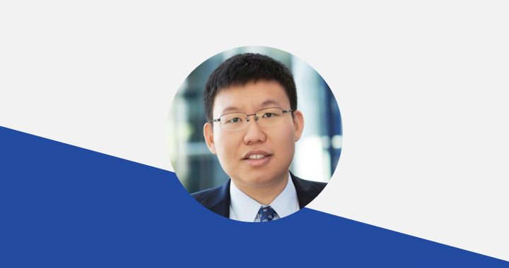 Cover with the portrait of the author