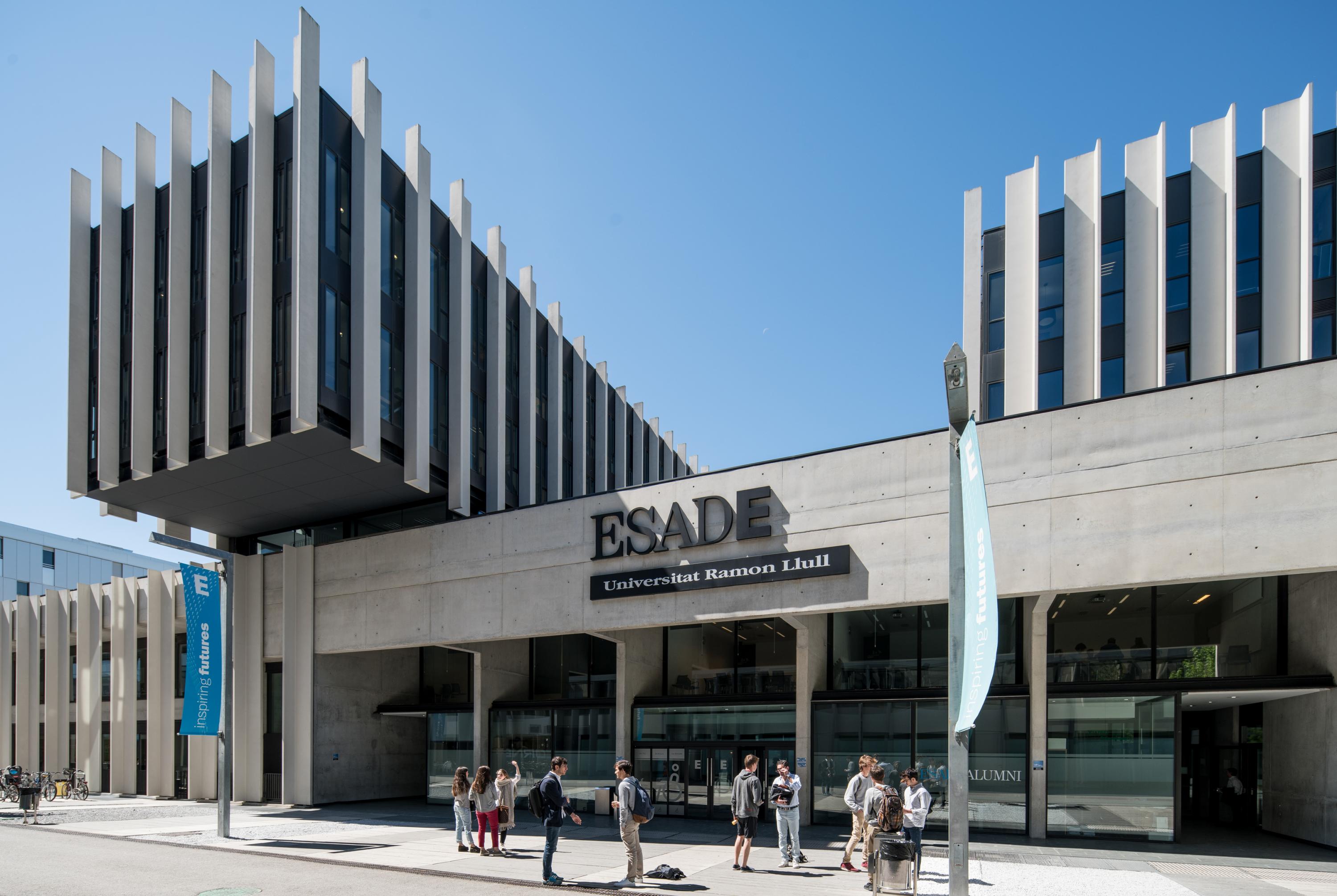 Spain university. Университет Барселоны Universitat de Barcelona:. Институты Барселоны ESADE. Бизнес-школа ESADE. Университет Барселоны (UB).