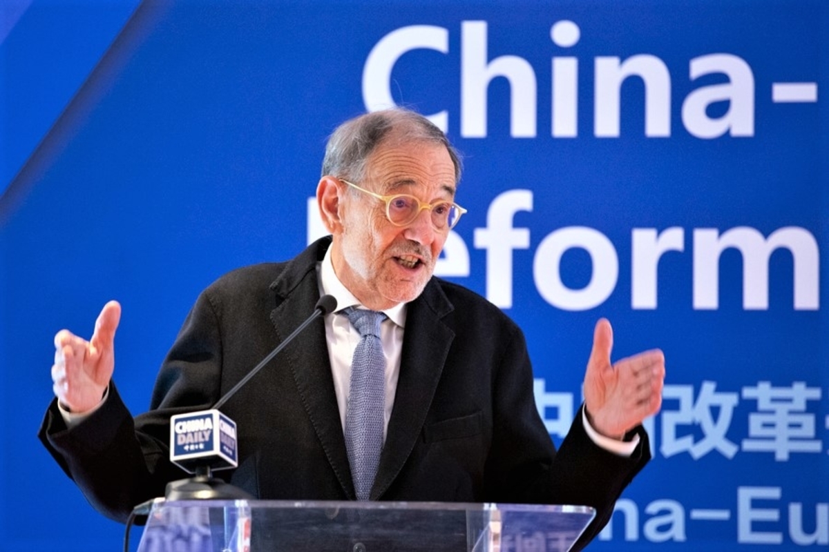 Javier Solana, President of ESADEgeo: “Spain plays a key role in deepening  relations between Europe and China” - Esade